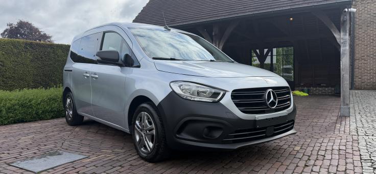 2dehands Mercedes  CITAN 110 CDI TOURER PRO-Airco-Bluetooth-Cruise control-Camera-GPS-PDC voor- en achteraan-trekhaak 5 zitplaatsen