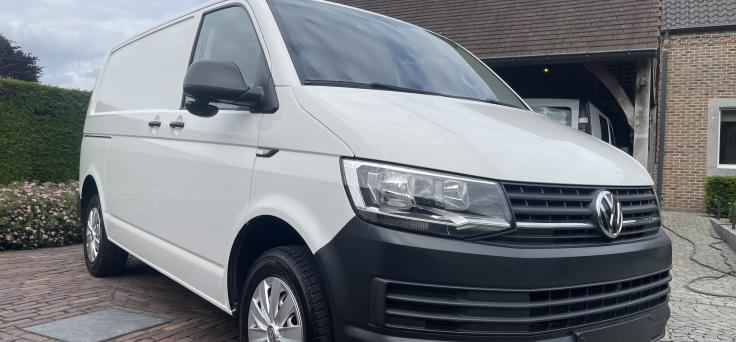 2dehands Volkswagen  Transporter 2,0TDI-114pk-Airco-Bluetooth-cruise control-camera-dab+pdc-trekhaak-dubbele schuifdeur-Top conditie 