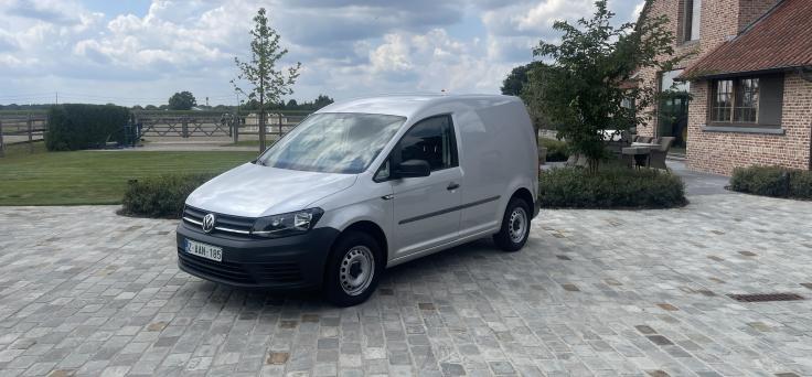 2dehands Volkswagen  Caddy 2,0 TDI-airco-Bluetooth-tussenwand met ruit-88.400 km 