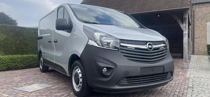 2dehands Opel  Vivaro B Airco-Bluetooth-cruise controle-Camera-GPS-Trekhaak-PDC