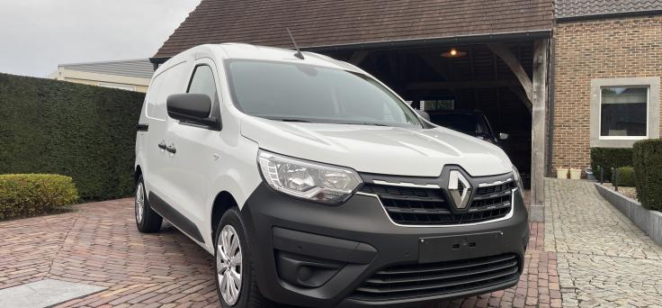 2dehands Renault  Exspress - Airco-Bluetooth-cruise control- Camera achteraan-GPS-PDC voor- en achteraan