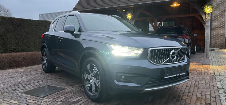 2dehands Volvo Inscription XC40-Automaat-Auto airco/Bluetooth/Camera/adaptive cruise control/Line assist camera/Leder/Led verlichting/PDC/zwarte 18�?�
